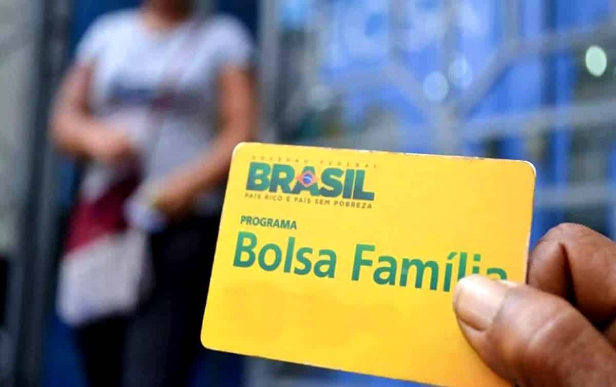 Calend Rio Do Bolsa Fam Lia De Agosto Valor Que O Nis Vai Receber