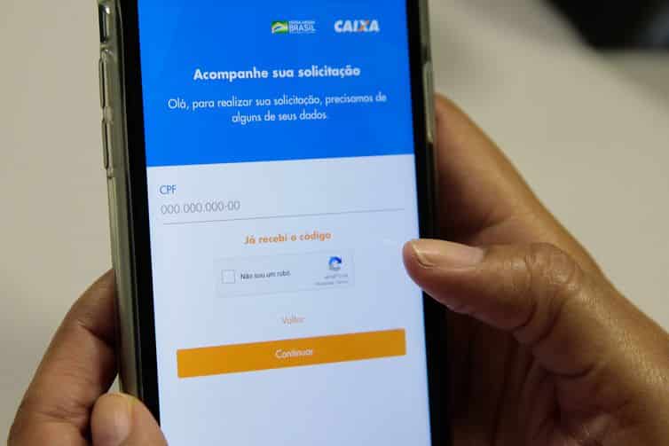 Telefone Auxílio Brasil: Como fazer cadastro? Tem 0800? Tem WhatsApp?