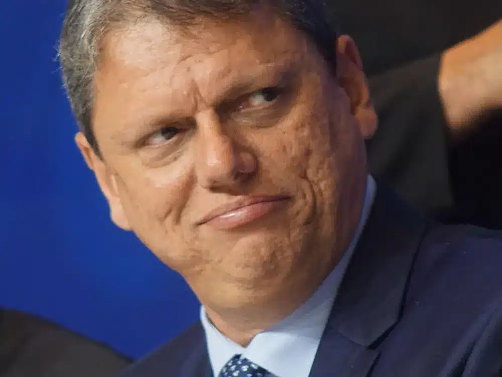 Igrejas serão isentas de pagar imposto em bens importados após decisão de Tarcísio