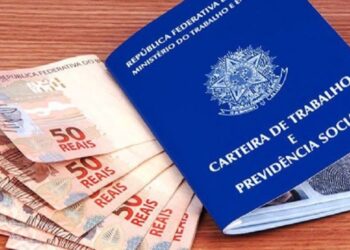 Como consultar o saldo do PIS pelo celular em 4 passos