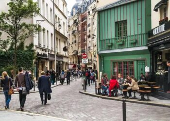 Mademoiselle: significado da expressão francesa que é famosa no Brasil