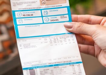 Conta de luz veio mais cara em abril? Veja maneiras de reduzir o consumo de energia no horário de pico