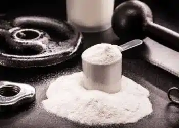 Existe creatina 100% pura? Veja as marcas aprovadas pela Anvisa