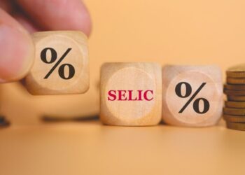 Selic em 14,75%: Veja quais são os impactos da alta no mercado de investimentos 12 Selic em 14,75%: Veja quais são os impactos da alta no mercado financeiro