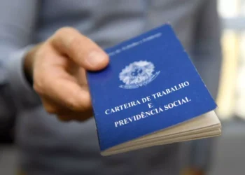 Feira de recrutamento de empresas chinesas no Brasil: Oportunidades com salários de R$ 10 mil