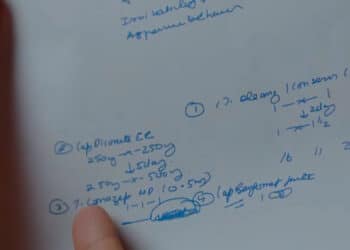 Por que a letra de médico é difícil de ler?