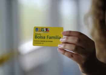 Bolsa Família amplia critérios: veja quais são os novos grupos prioritários 4 Bolsa Família amplia critérios: veja quais são os novos grupos prioritários