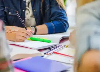 USP, ITA, TJ-SP, polícias e mais: concursos públicos oferecem quase 37 mil vagas em todo o país 13 USP, ITA, TJ-SP, polícias e mais: concursos públicos oferecem quase 37 mil vagas em todo o país