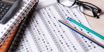 Descubra as Melhores Vagas em Concursos 2026 com Salários de Até R$ 30 Mil