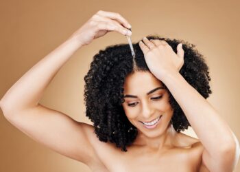 MÉTODO DERMATOLÓGICO: Segredos para Fazer o Cabelo Crescer Mais Rápido, Forte e Saudável
